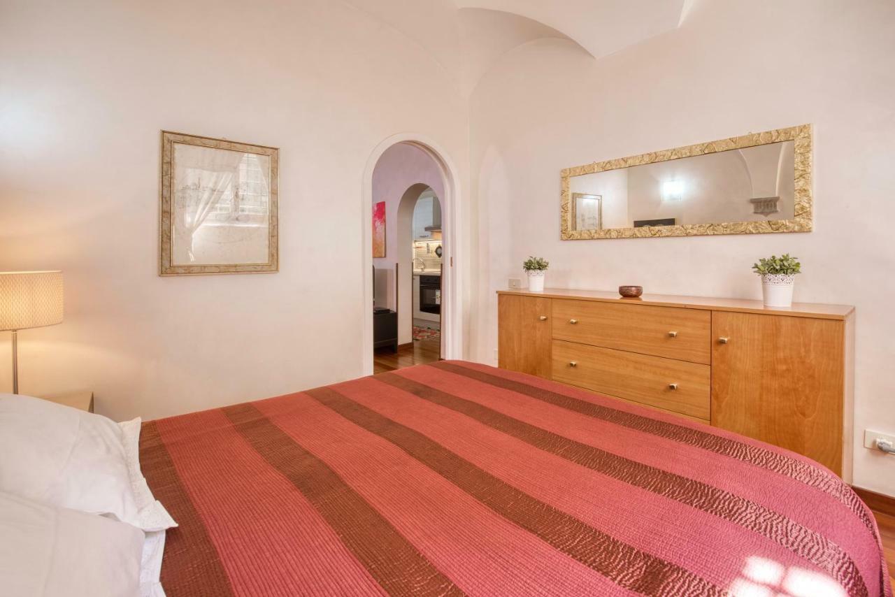 Apartment Virgo Rome